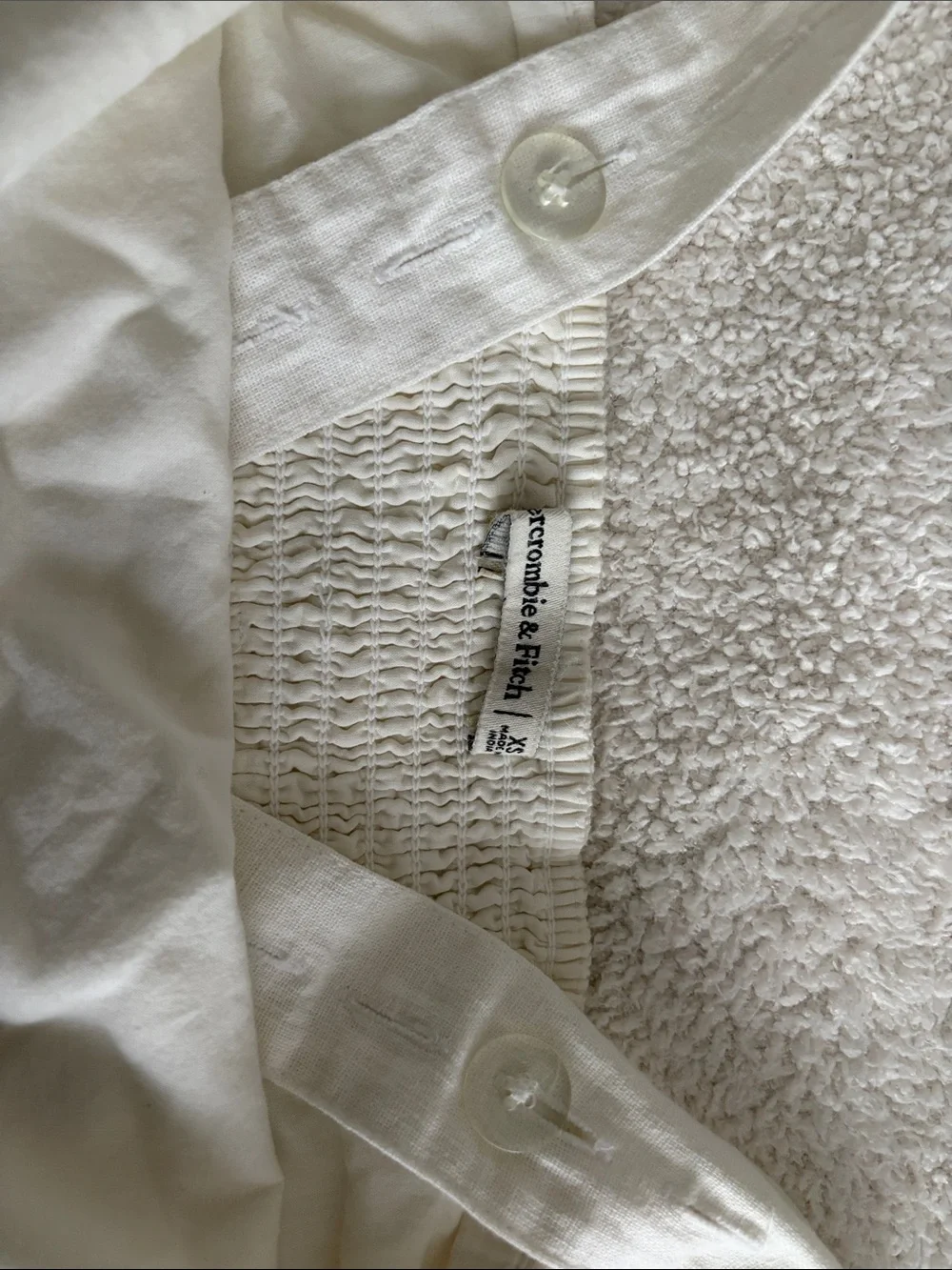 Abercrombie & Fitch Ivory Square-Neck Cropped Tank - Picture 2 of 3